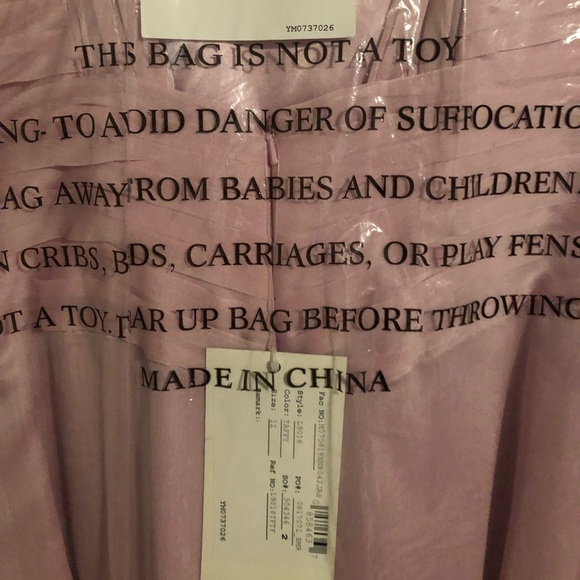 Lady Shoes - Picture 2 of 8